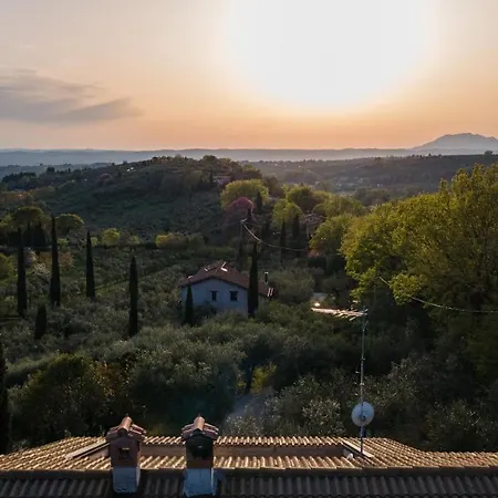 La Tana Delle Stelle Di Charme E Relax Bed & Breakfast