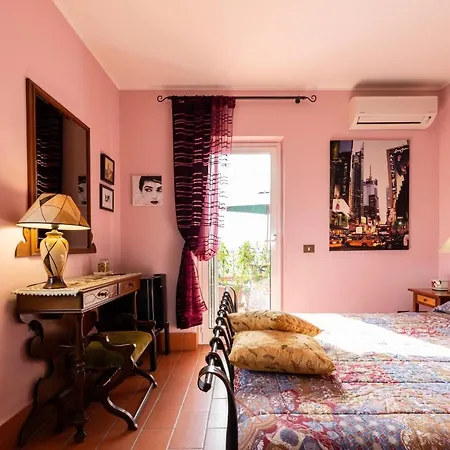 La Tana Delle Stelle Di Charme E Relax Bed & Breakfast Fara in Sabina